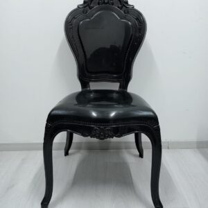 QUEEN BLACK